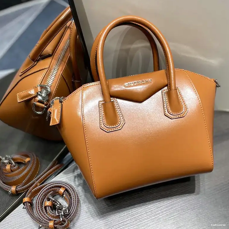 Fashionrepsfam ru Bag 2203RF0004 Givenchy 0803